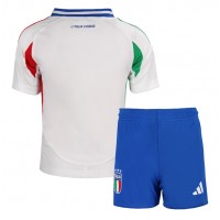 Echipament fotbal Italia Tricou Deplasare European 2024 pentru copii maneca scurta (+ Pantaloni scurti)